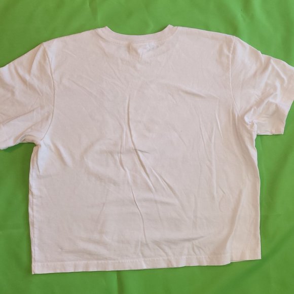 Pooh & Friends T-shirt "Home is where your friends are" Ivory Tee Size Small - Picture 3 of 4